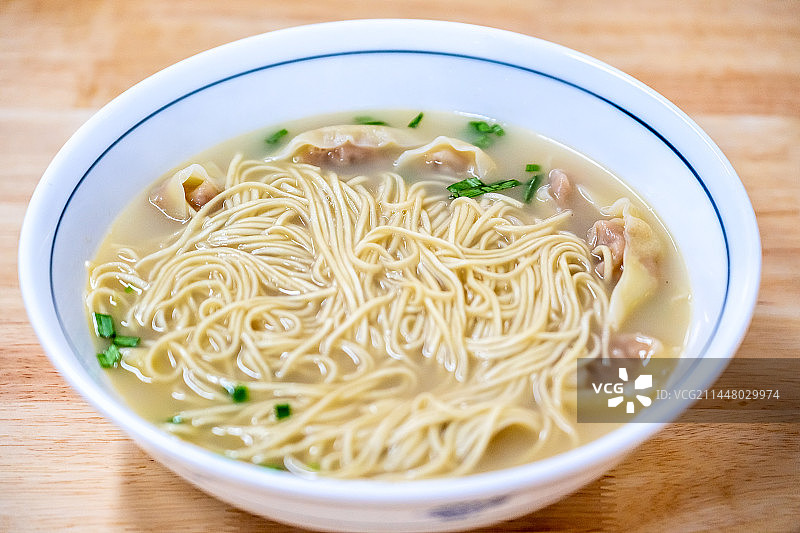 扬州高邮名小吃-鱼汤饺面图片素材