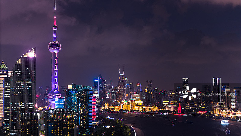 东方明珠和外滩图片素材