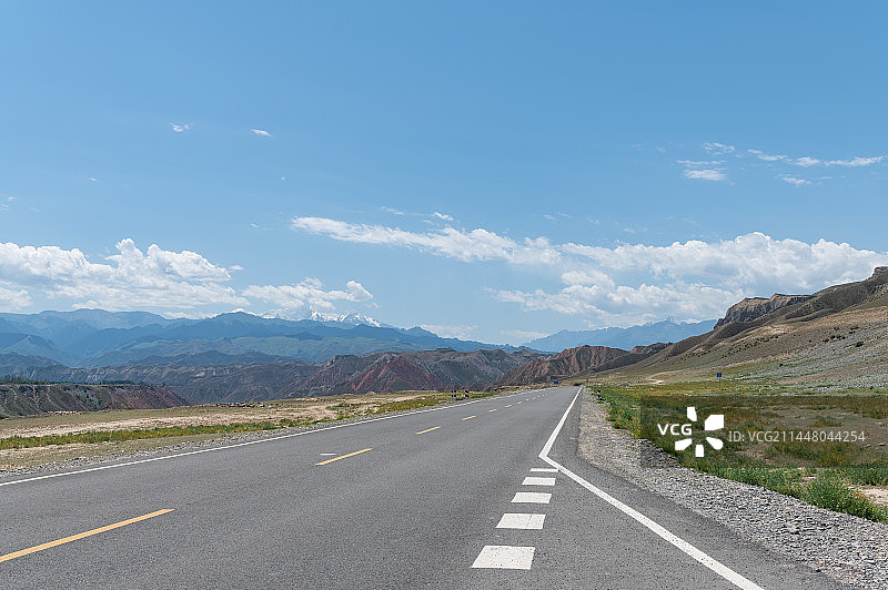 S101省道丹霞地貌图片素材