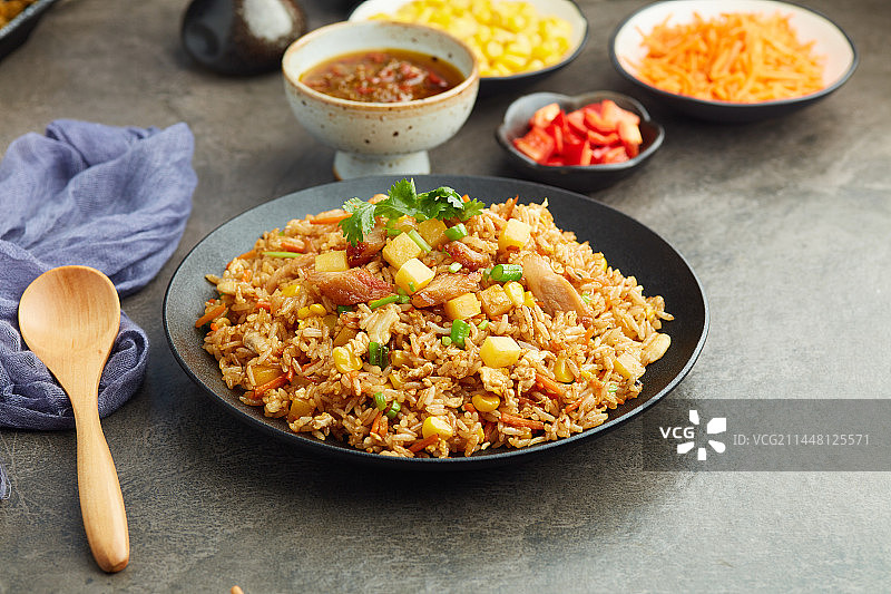 叉烧蛋炒饭图片素材