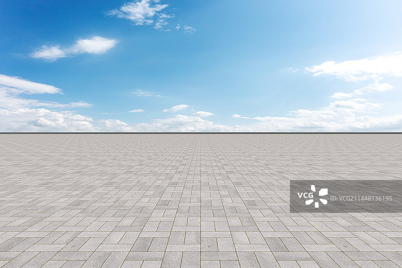 海南三亚户外蓝天白云道路平台图片素材