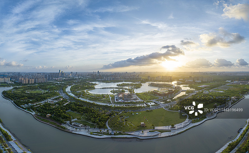 航拍奉贤上海之鱼图片素材