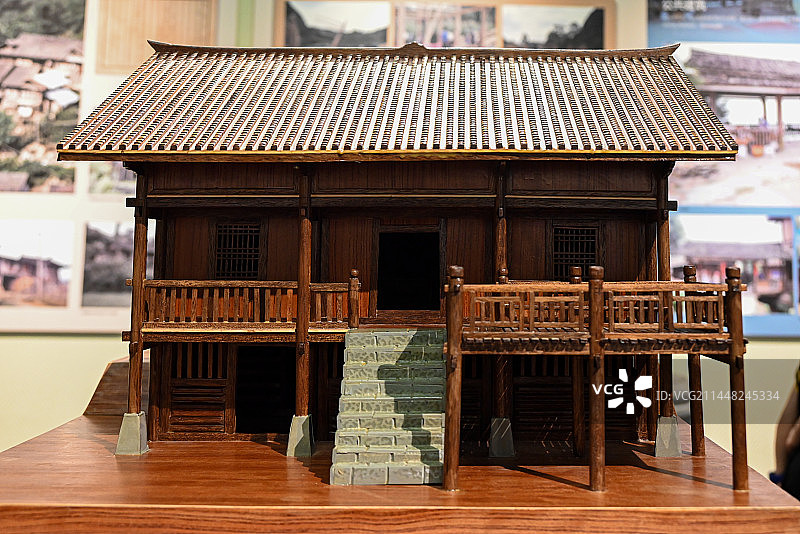 广西民族博物馆展出的建筑模型图片素材