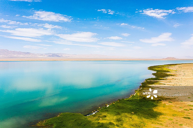 青海小柴旦湖水面风光图片素材