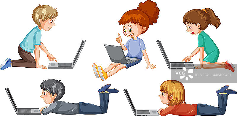 卡通儿童使用笔记本电脑进行在线学习图片素材