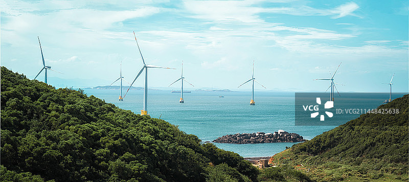 平潭海边风力发电风车天空新能源图片素材