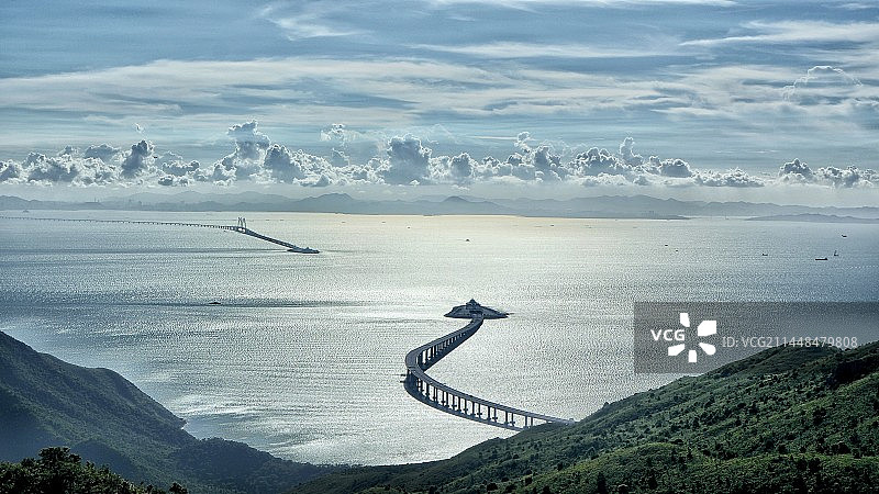 一望无际的港珠澳大桥（世界上最长的跨海大桥）图片素材