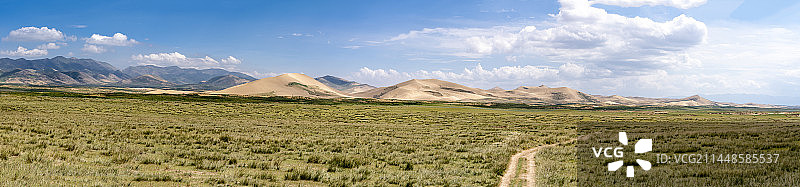 青海湖金银滩草原图片素材