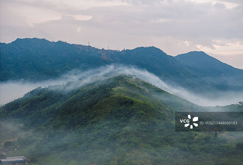 福建山村晨雾图片素材