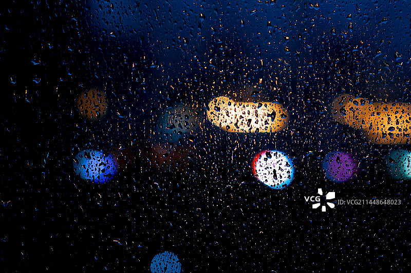 雨后光斑图片素材