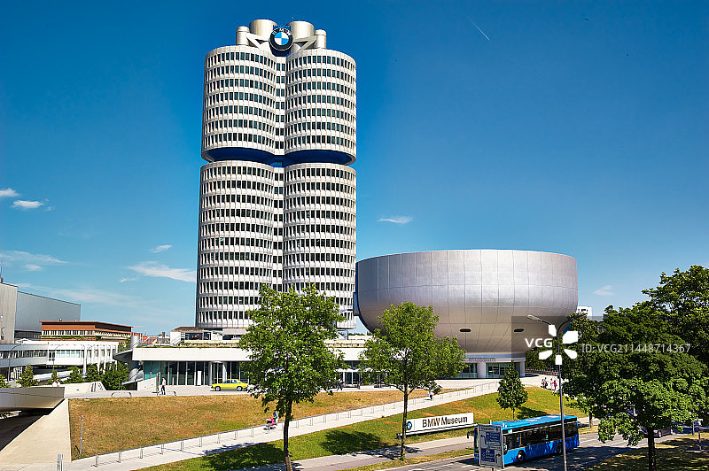 德国慕尼黑巴伐利亚的宝马博物馆大楼图片素材