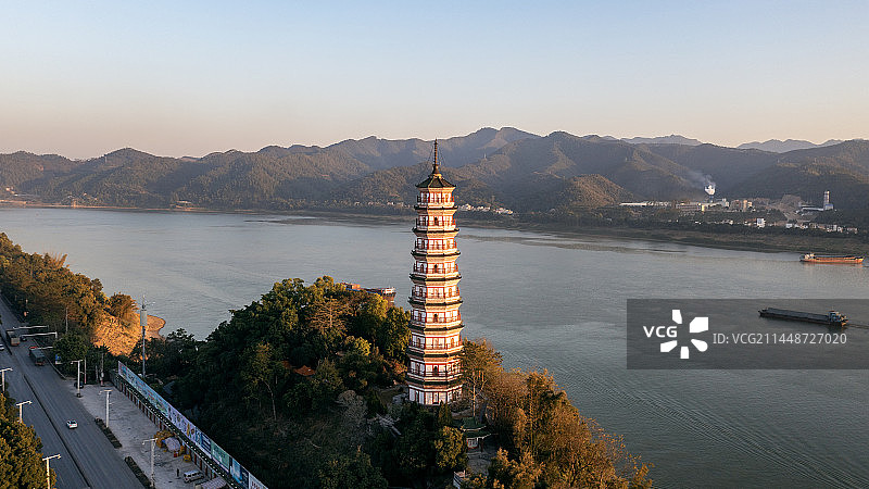 广东德庆三元塔风光图片素材