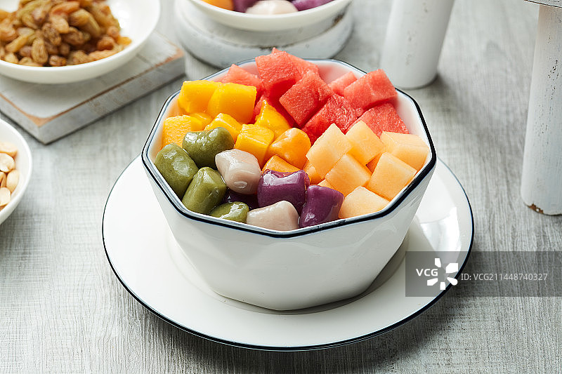 芒果西瓜哈密瓜芋圆图片素材