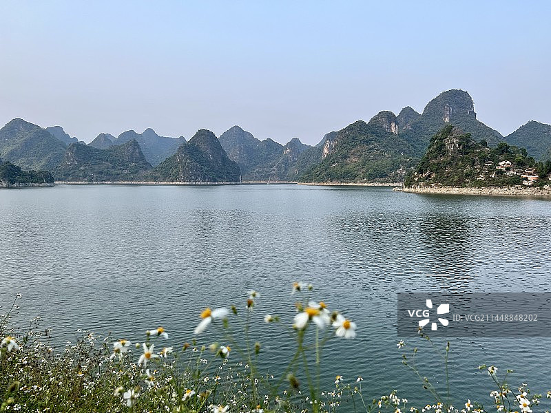 宁静的大龙湖图片素材