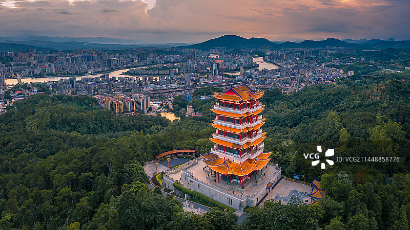广东韶关浈江区韶阳楼日落风光图片素材