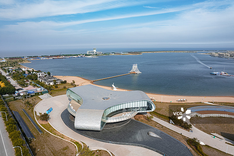 天津滨海新区生态城海上建筑艺术图片素材