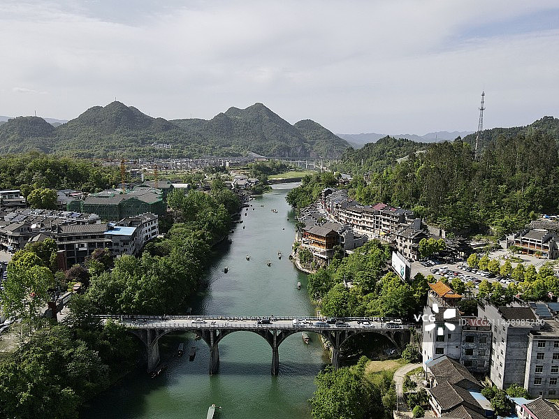 航拍视角下的边城图片素材
