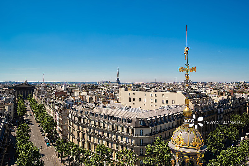 欧洲法国巴黎拉法叶特百货楼顶俯视巴黎全景图片素材