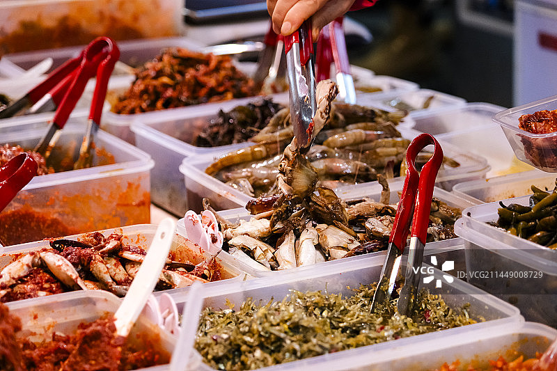 中国吉林省延吉市东方水上市场早市特色美食汇集地图片素材