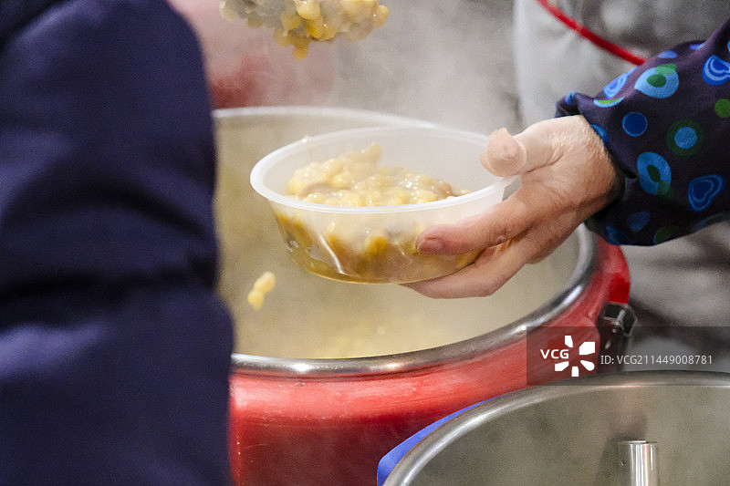 中国吉林省延吉市东方水上市场早市特色美食汇集地图片素材