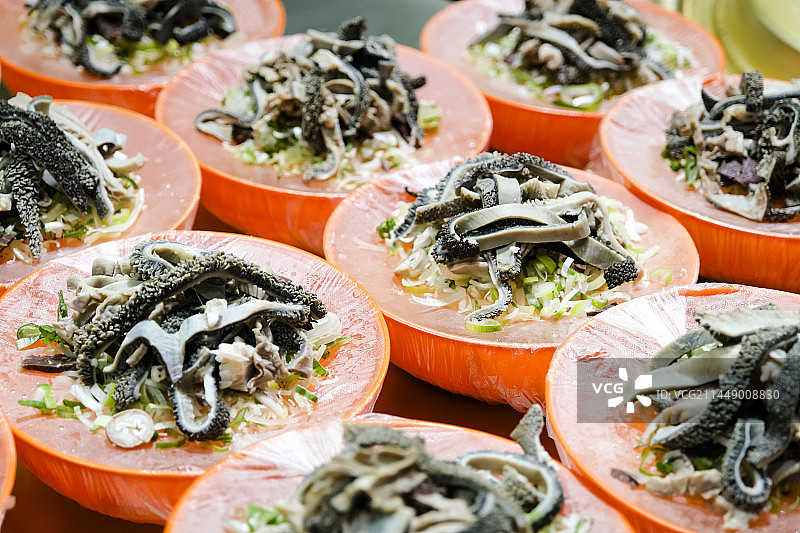 中国吉林省延吉市东方水上市场早市特色美食汇集地图片素材