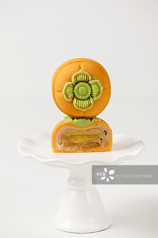 流心月饼切面图片素材