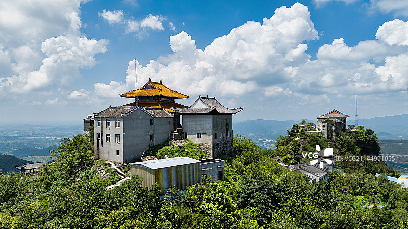 湖北武汉黄陂木兰山金顶特写图片素材