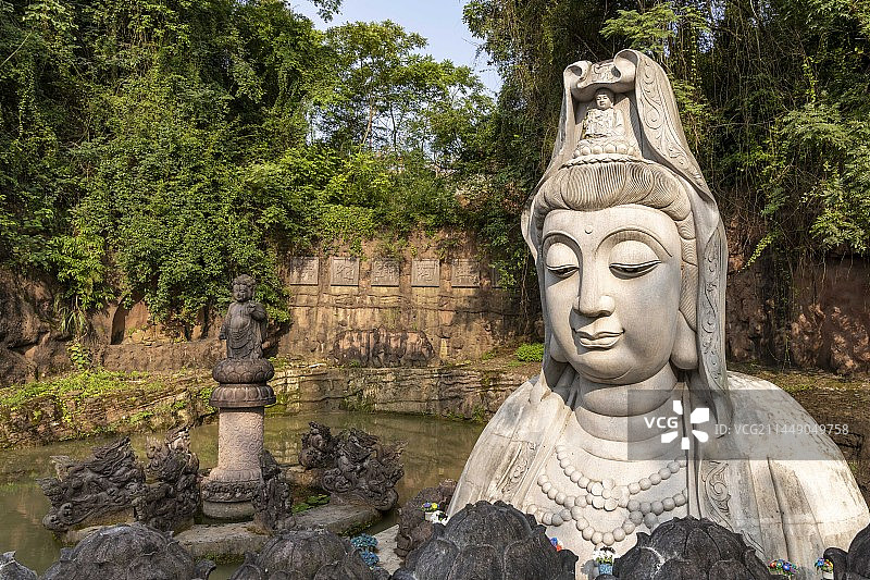 湖北恩施州来凤县仙佛寺景点“九龙浴佛”图片素材