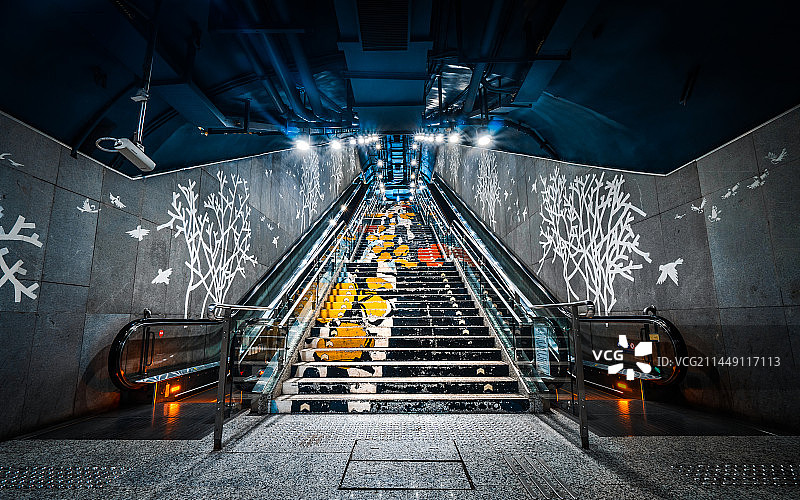 重庆烈士墓地铁站图片素材