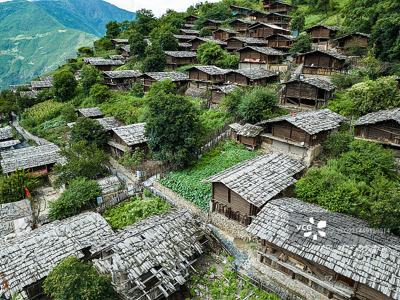 云南香格里拉傈僳族村寨图片素材