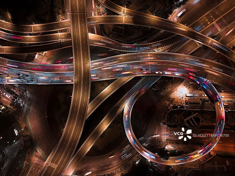 盘旋的晚高峰图片素材