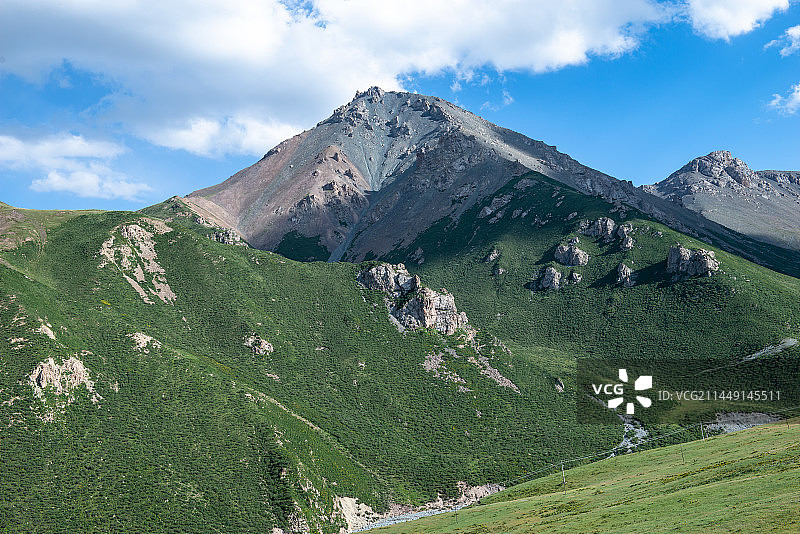 祁连山垭口高山草原风光图片素材