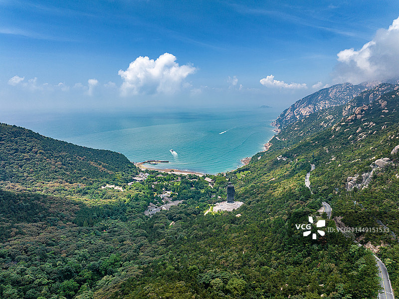 夏天的青岛崂山风景航拍图片素材