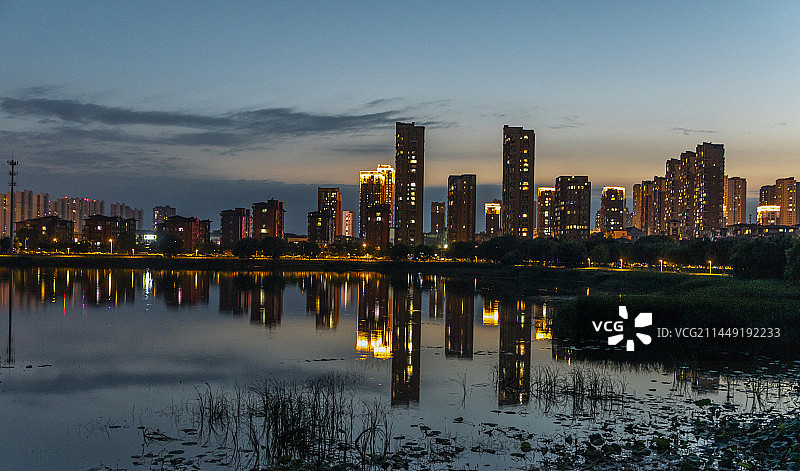 人杰湖傍晚图片素材