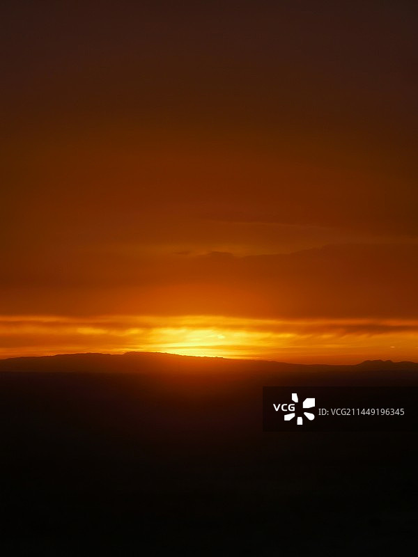 新疆魔鬼城日落图片素材