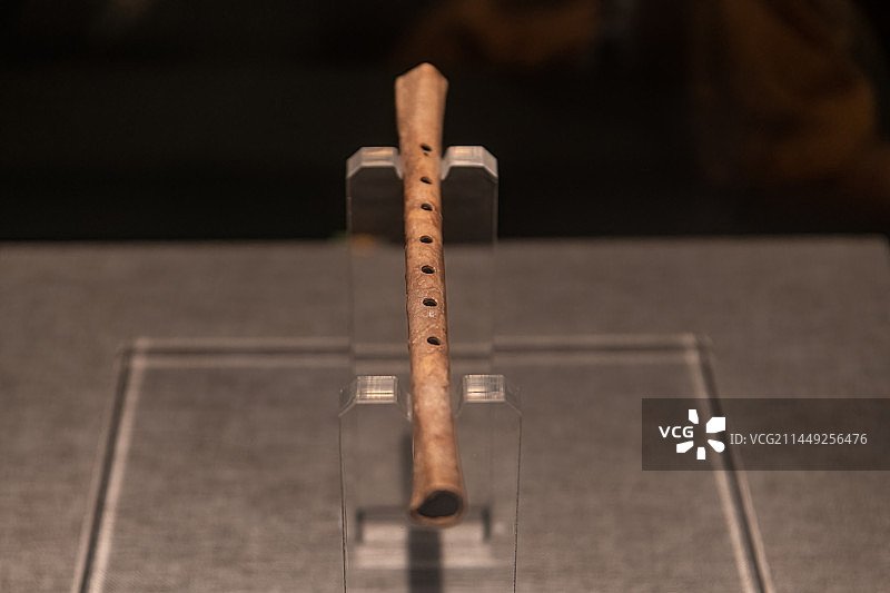 河南博物院贾湖骨笛图片素材