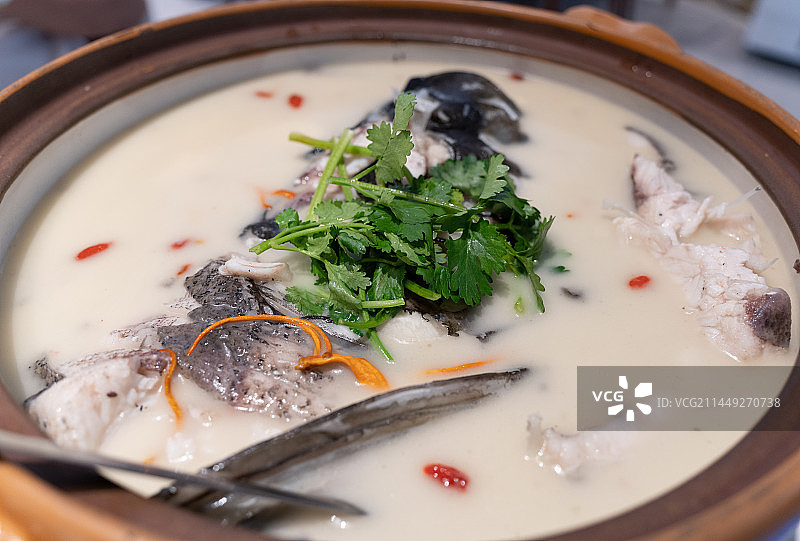 千岛湖鱼头汤图片素材