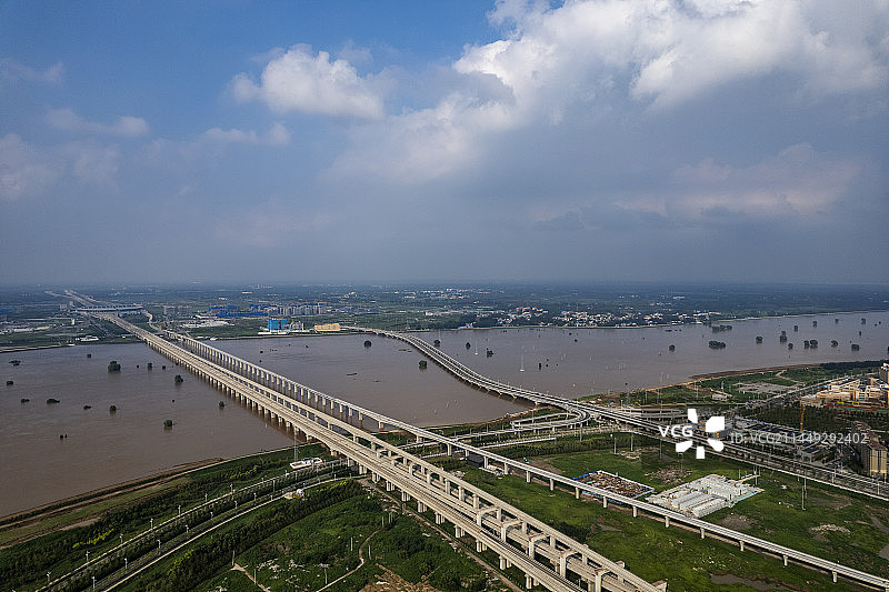 新盖房枢纽、新盖房泄洪道、新盖房特大桥图片素材