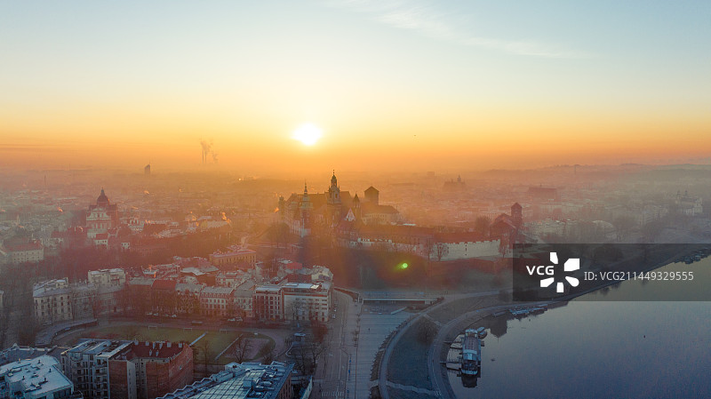 波兰旧都克拉科夫瓦维尔宫图片素材