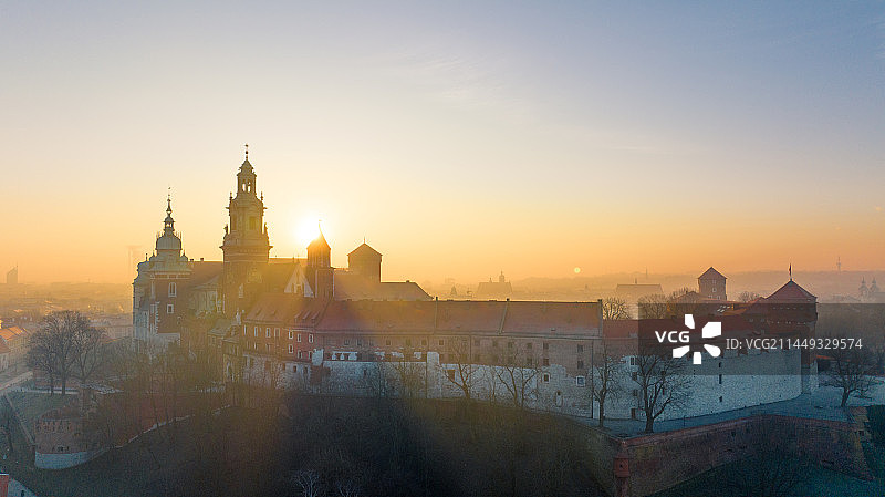 波兰旧都克拉科夫瓦维尔宫图片素材