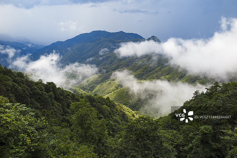中国江西井冈山风景名胜区黄洋界哨口风光，井冈山黄洋界云雾、云海图片素材