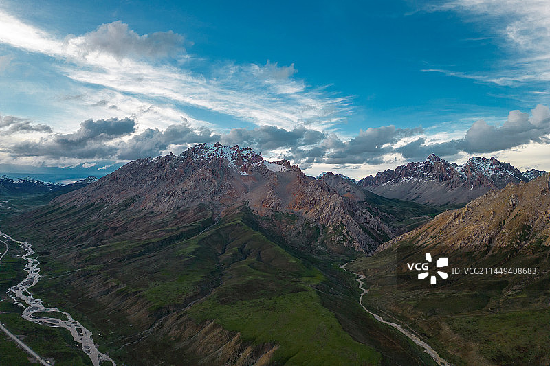 澜沧江源头雪山图片素材