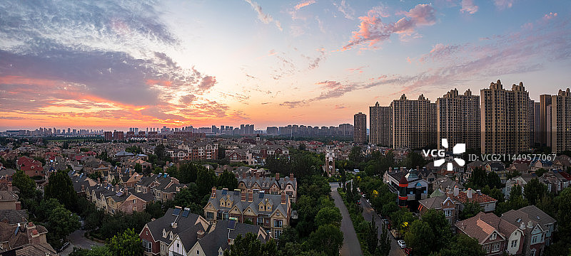 天津外环线周边城镇建筑日落晚霞风光图片素材