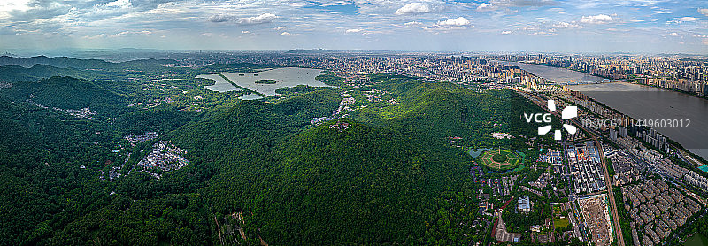 钱塘江 西湖 杭州城市全景 玉皇山福星观 八卦田 依山傍水的特大城市图片素材