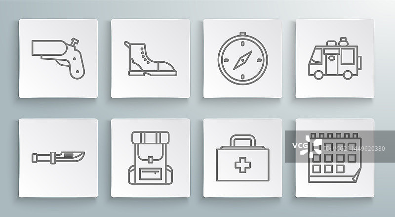 露营刀徒步靴背包图片素材