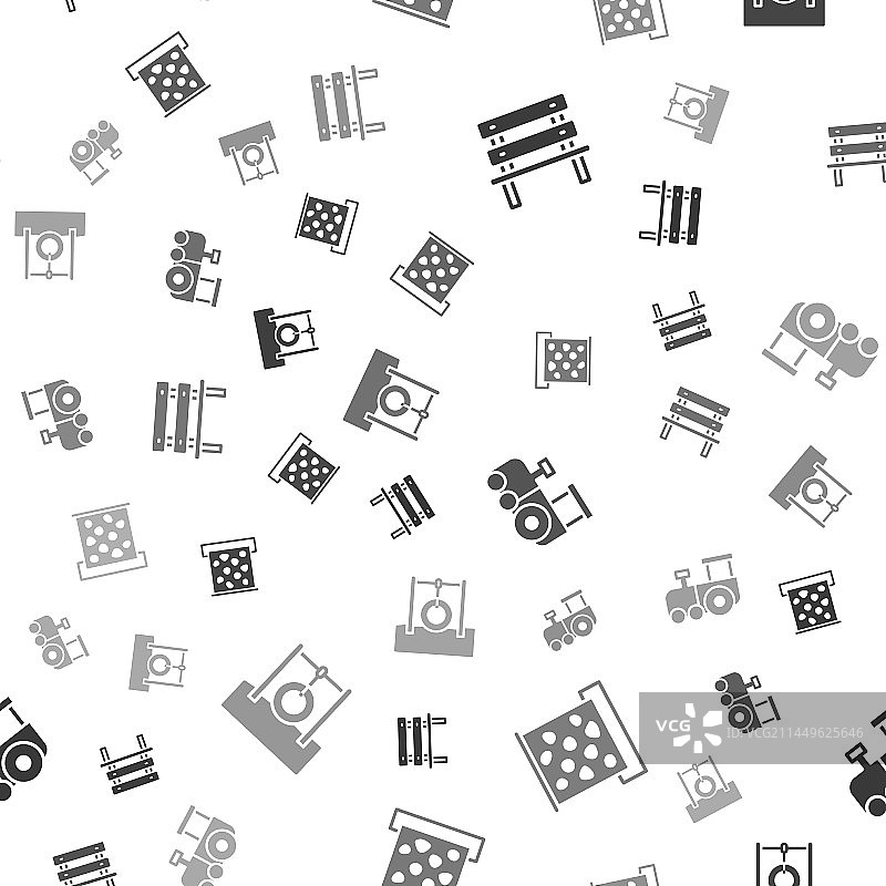 长椅、攀岩墙、玩具火车与轮胎图片素材