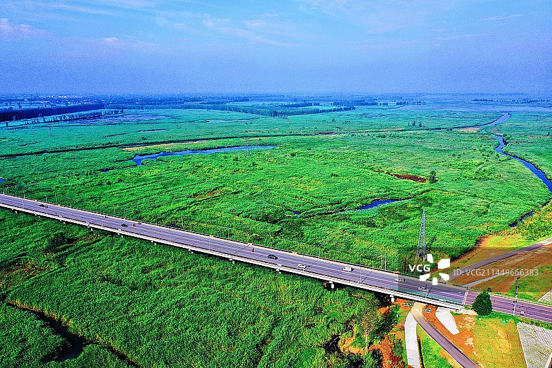 沐浴朝霞披彩虹 白云碧水映苍穹 航拍美景情激动 无尽画卷醉意浓 （华北明珠白洋淀）图片素材