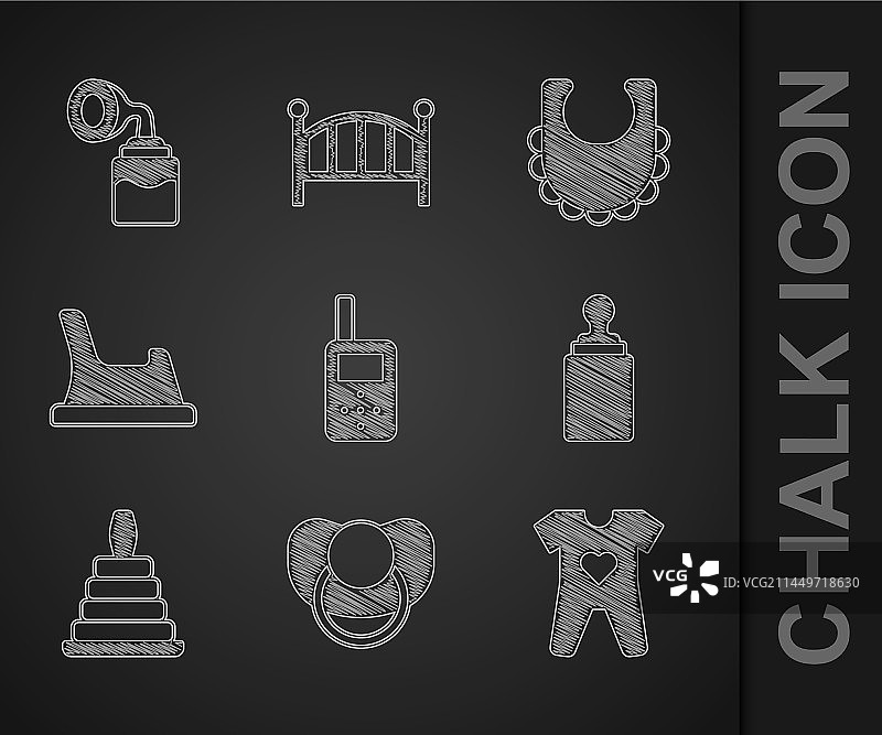 婴儿监视器、对讲机和奶嘴套装图片素材