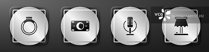 金戒指、纸币、现金和麦克风图片素材