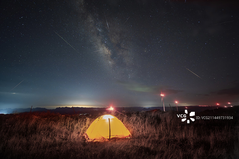 英仙座流星雨银心方向图片素材
